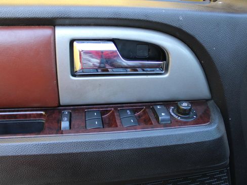 Used 2012 Ford Expedition EL King Ranch RWD image 27