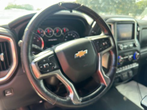 Used 2022 Chevrolet Silverado 2500 LT w/ Convenience Package AWD/4WD image 22