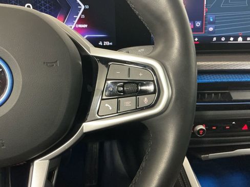 Certified 2025 BMW i4 eDrive40 w/ M Sport Package image 15