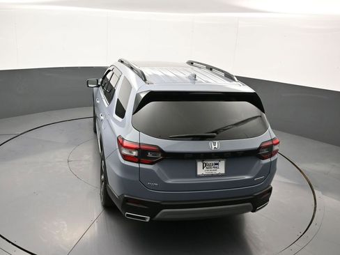 Certified 2024 Honda Pilot Touring image 40
