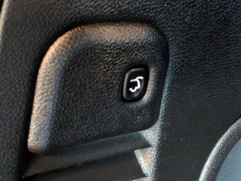 Used 2021 Jeep Grand Cherokee Limited w/ Luxury Group II image 7