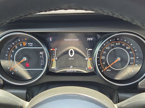 Used 2023 Jeep Gladiator Sport AWD/4WD image 20