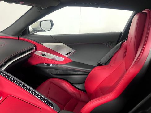 Used 2021 Chevrolet Corvette Stingray Preferred Conv w/ Z51 Performance Package RWD image 32