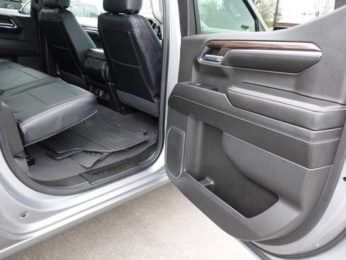 Used 2024 Chevrolet Silverado 1500 LT image 27