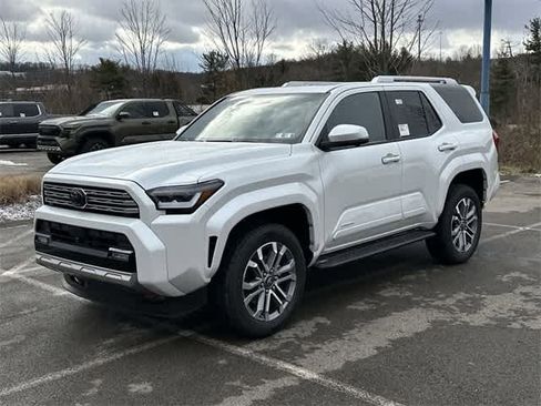 Used 2025 Toyota 4Runner Limited image 1