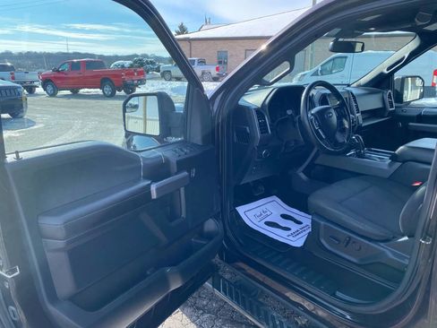Used 2019 Ford F150 XLT w/ Equipment Group 302A Luxury AWD/4WD image 11