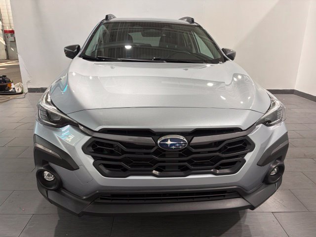 Used 2024 Subaru Crosstrek 2.5i Limited AWD/4WD image 8