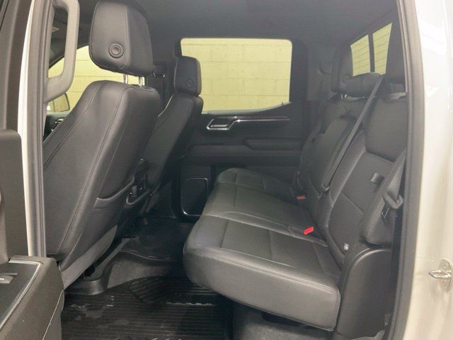 Used 2024 Chevrolet Silverado 1500 LTZ AWD/4WD image 6
