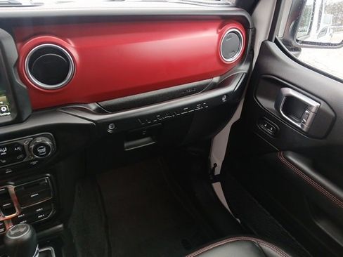 Used 2023 Jeep Wrangler Unlimited Rubicon w/ Steel Bumper Group image 41