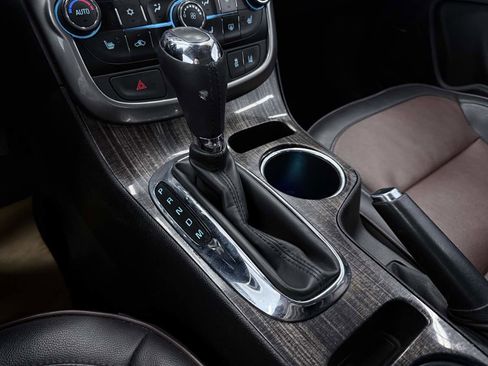 Used 2015 Chevrolet Malibu LTZ image 43