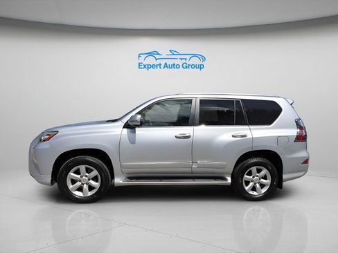 Used 2016 Lexus GX 460 w/ Navigation Package AWD/4WD image 2
