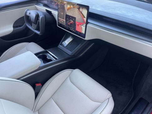 Used 2021 Tesla Model S Plaid image 28