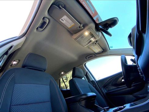 Used 2024 GMC Terrain SLE AWD/4WD image 22