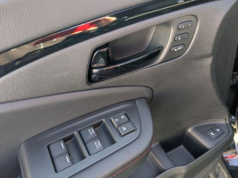 Used 2024 Honda Passport Black Edition image 15