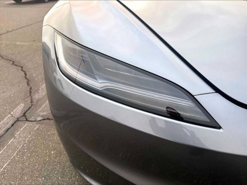 Used 2025 Tesla Model 3 Long Range RWD image 29