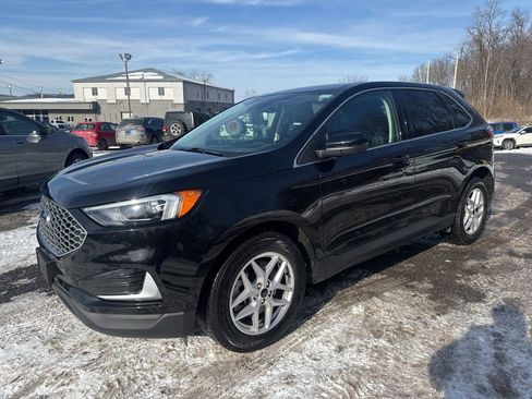 Used 2023 Ford Edge SEL image 4