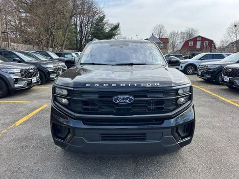 Used 2025 Ford Expedition Max Active image 10