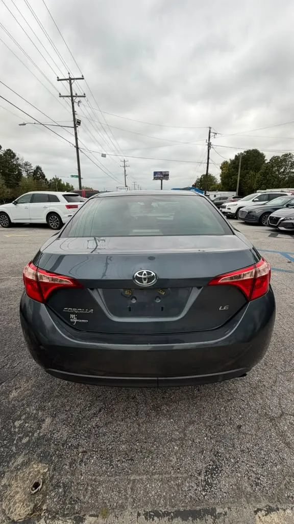 Used 2017 Toyota Corolla LE FWD image 5