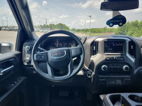 Certified 2025 GMC Sierra 2500 Pro w/ Convenience Package AWD/4WD image 13
