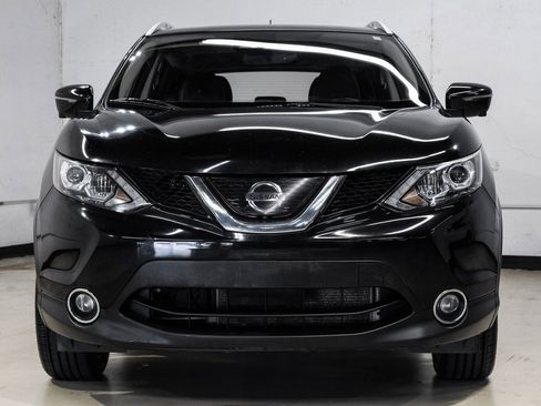 Used 2019 Nissan Rogue Sport SL w/ Premium Package image 6