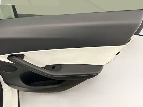 Used 2020 Tesla Model Y Performance AWD/4WD image 30
