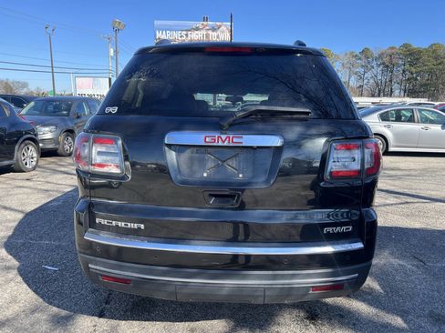 Used 2015 GMC Acadia SLT image 8