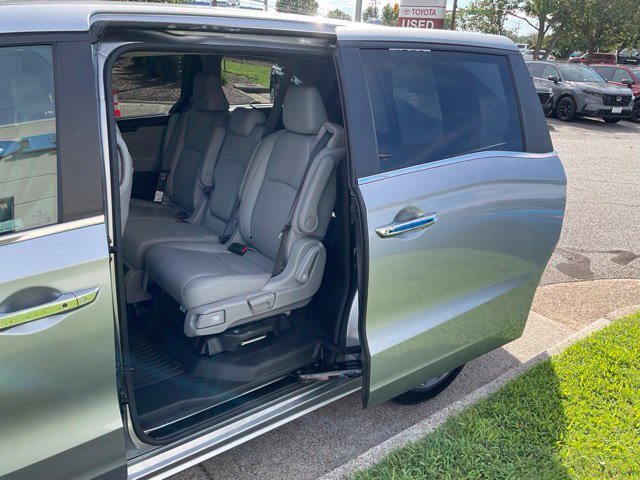 Used 2024 Honda Odyssey Touring image 16