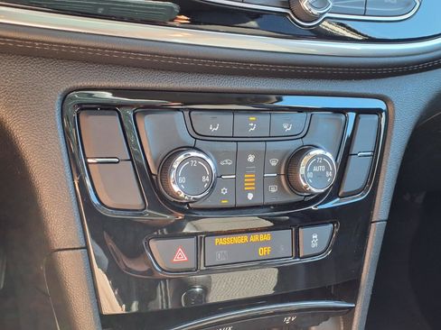 Used 2018 Buick Encore Preferred FWD image 8