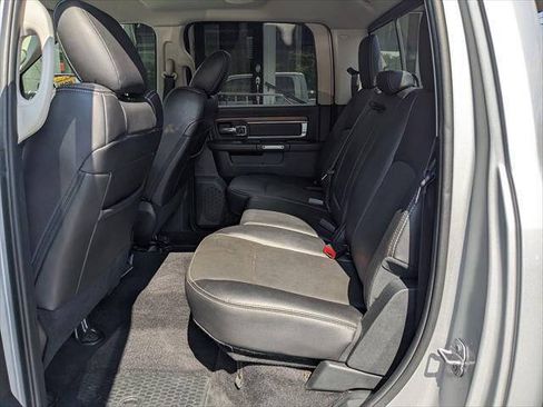 Used 2017 RAM 1500 Laramie AWD/4WD image 13