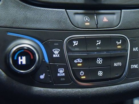 Used 2023 Chevrolet Malibu LT image 19