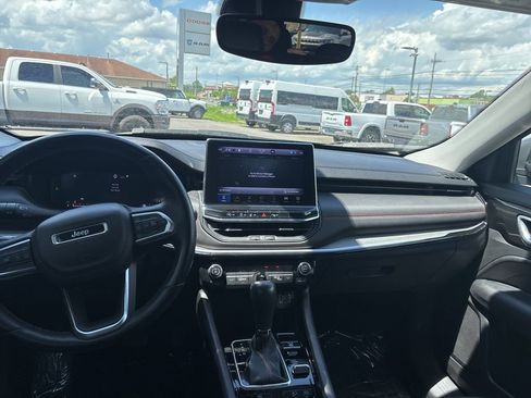 Used 2022 Jeep Compass Trailhawk w/ Trailhawk Elite Group image 4