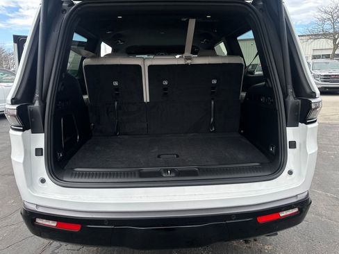 New 2026 Jeep Grand Wagoneer 4WD image 26