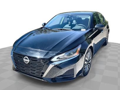 Used 2025 Nissan Altima 2.5 SV