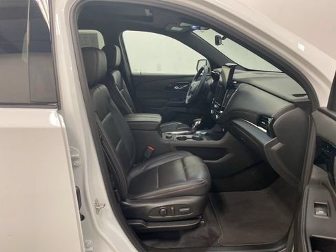 Used 2023 Chevrolet Traverse RS AWD/4WD image 27