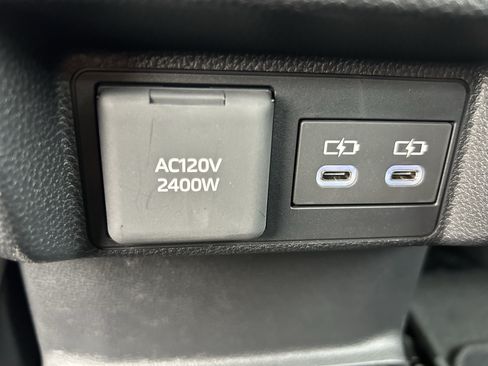 Certified 2025 Toyota Tacoma TRD Sport AWD/4WD image 22
