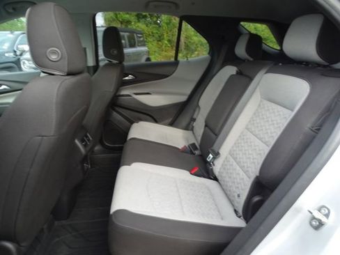 Used 2022 Chevrolet Equinox LT image 24