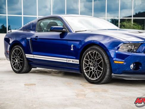 Used 2013 Ford Mustang Shelby GT500 RWD image 60