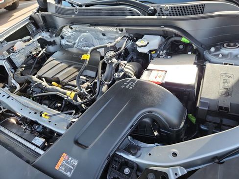 Used 2024 Chevrolet Trax LT w/ Driver Confidence Package image 15