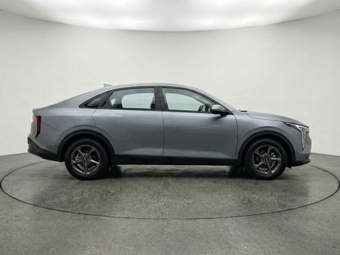 Used 2025 Kia K4 FWD image 11