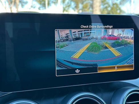 Used 2021 Mercedes-Benz C 300 Sedan image 22