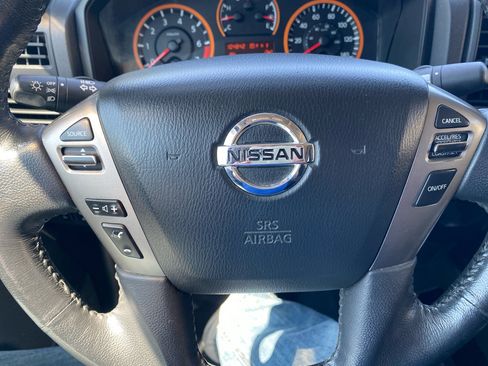 Used 2013 Nissan Titan SV image 20