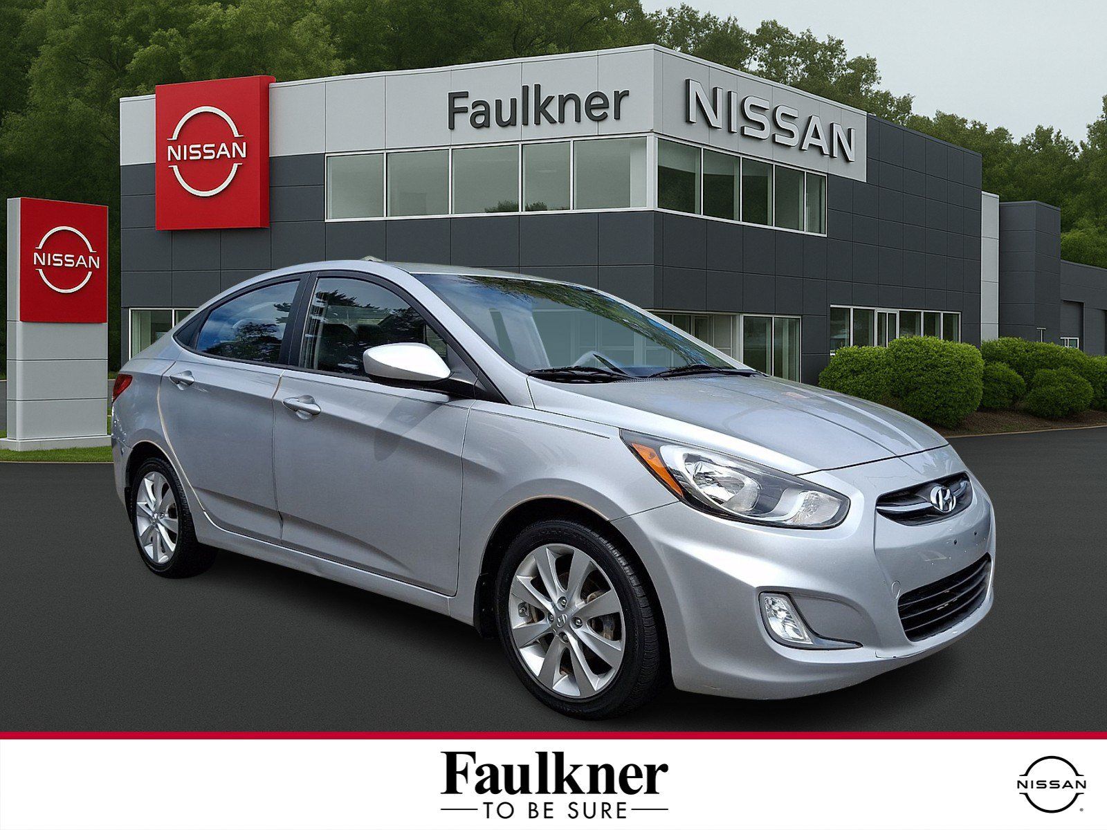 Used 2013 Hyundai Accent GLS w/ Premium Pkg FWD image 1