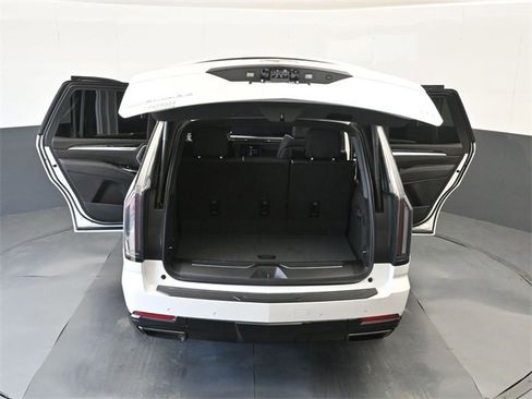 Used 2025 Cadillac Escalade Sport w/ Touring Package image 44