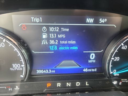 Used 2022 Ford Maverick Lariat w/ Lariat Luxury Package image 17