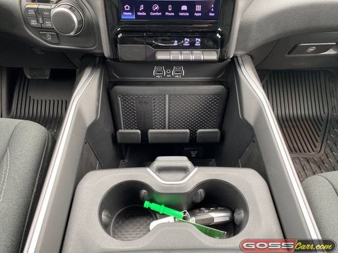 New 2026 RAM 1500 Big Horn AWD/4WD image 12
