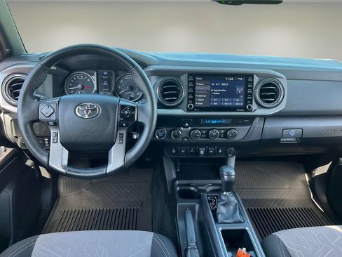 Certified 2022 Toyota Tacoma TRD Off-Road w/ Technology Package AWD/4WD image 13