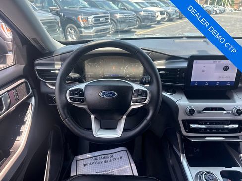 Used 2024 Ford Explorer XLT w/ Equipment Group 202A AWD/4WD image 19