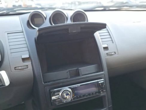 Used 2008 Nissan 350Z Touring image 23