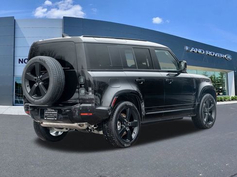 New 2026 Land Rover Defender 110 X-Dynamic SE image 4