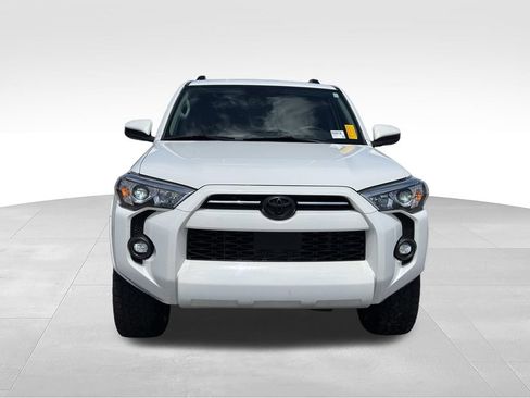 Used 2022 Toyota 4Runner SR5 AWD/4WD image 22